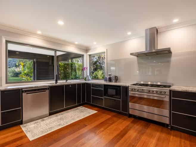 875 Hibiscus Coast Highway, Hatfields Beach