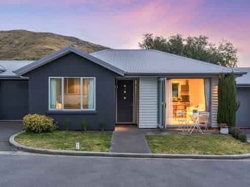 2/9 Marsden Street, Heathcote Valley