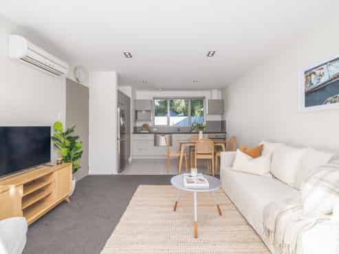 2/9 Marsden Street, Heathcote Valley
