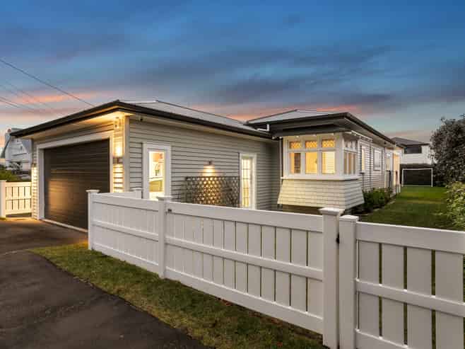 5 Challinor Crescent, Mount Albert