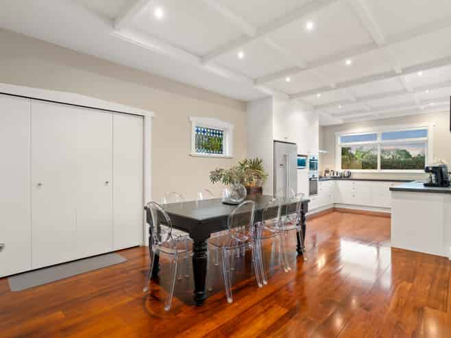 5 Challinor Crescent, Mount Albert