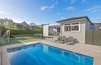 5 Challinor Crescent, Mount Albert