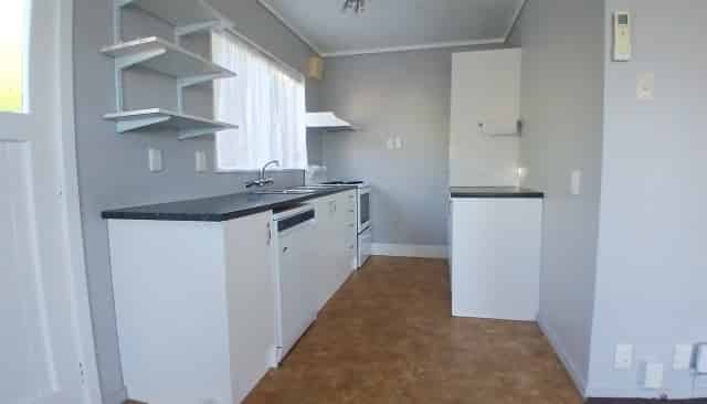 4A Sarah Way, Crofton Downs