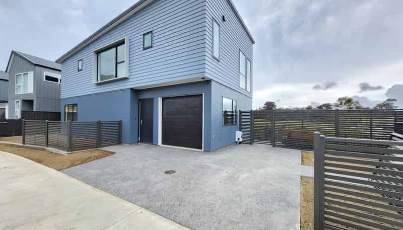 12 Koreke Close, Porirua