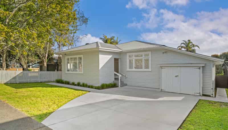 20 Mark Road, Mount Albert