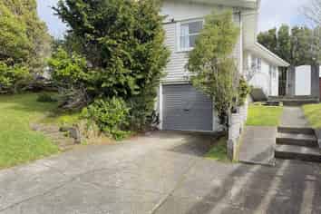 79 Mark Avenue , Paparangi