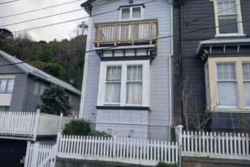 3 Upper Lewisville, Thorndon