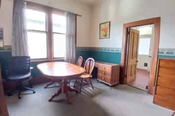 3 Upper Lewisville, Thorndon