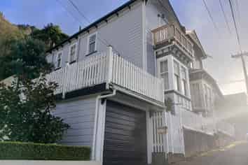 3 Upper Lewisville, Thorndon