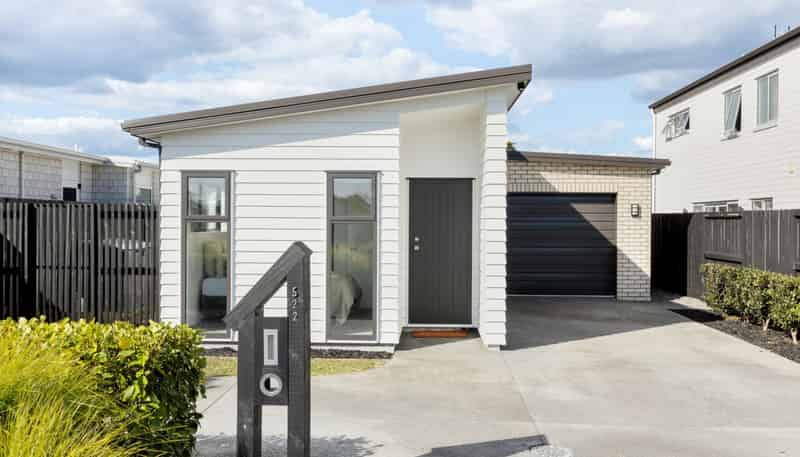 522 Webb Drive, Chartwell