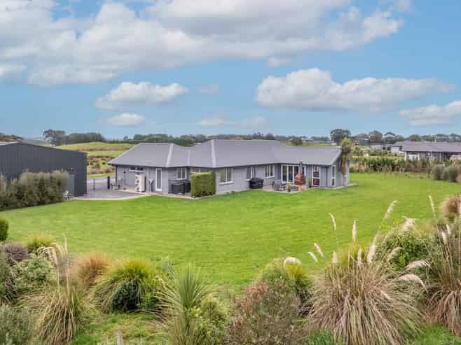 67 Watt Road, Otatara