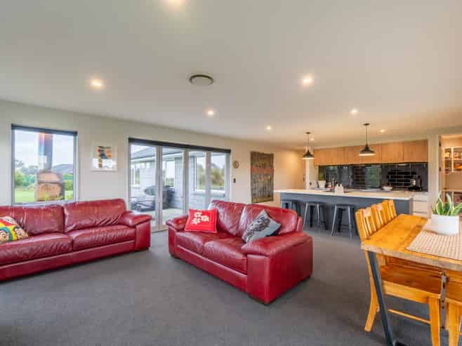 67 Watt Road, Otatara