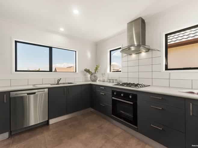 17 Sonoma Crescent, Albany