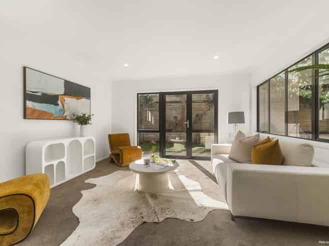 17 Sonoma Crescent, Albany