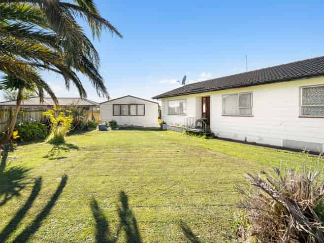 25 Silverstone Place, Henderson