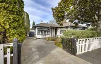 504 Market Street South, Hastings