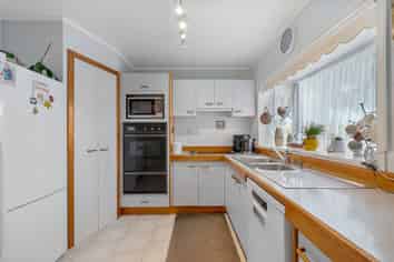 135 Walter Strevens Drive, Conifer Grove