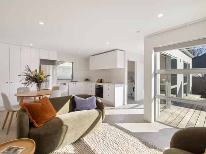 2/273 Westminster Street, Mairehau