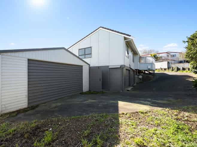 5 Rotoma Rise, Clover Park