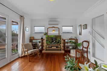 24 Konene Street, Utuhina