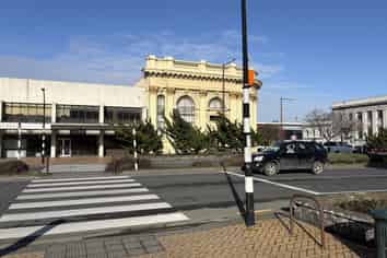 206m2 Ground floor office/retail in the CBD