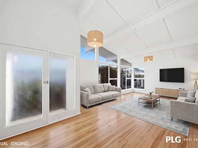 12 Farnborough Crescent, Mangere