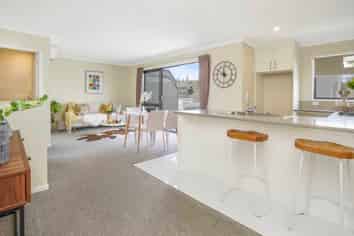 6/287 Ulster Street, Whitiora
