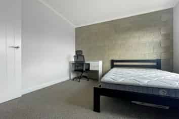 162 Old Farm Road *Utilities included* , Hillcrest