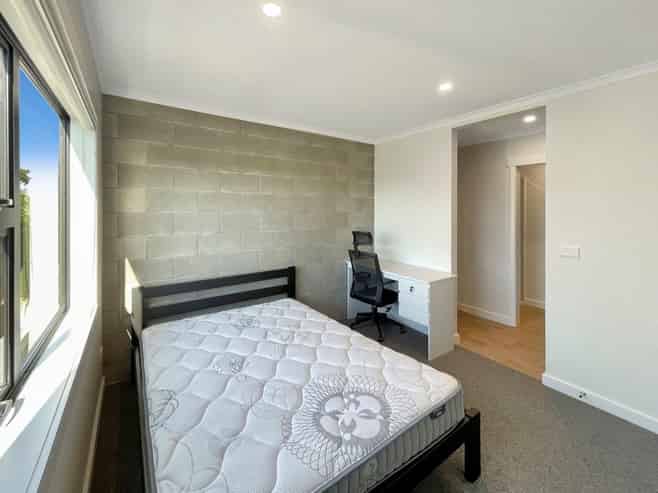 162 Old Farm Road *Utilities included* , Hillcrest