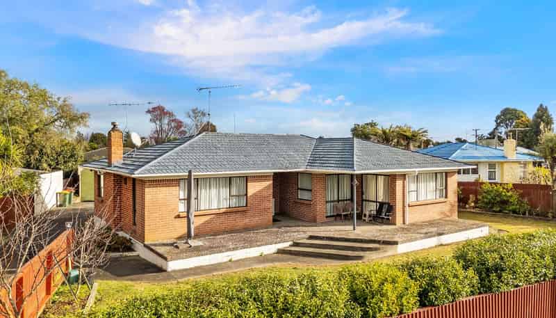 7 Sutton Crescent, Papakura