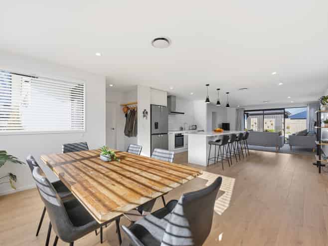 77 Bannister Street, Jacks Point