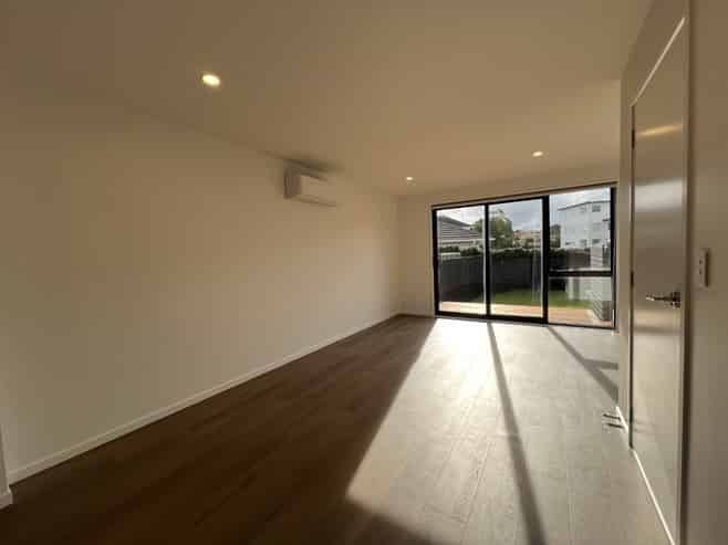 4/56 Kervil Avenue, Te Atatu Peninsula