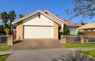 14 Corta Bella Place, Golflands