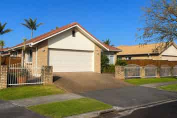 14 Corta Bella Place, Golflands