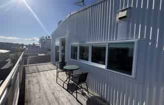 Rear apart/21A Ferguson Street, Westshore