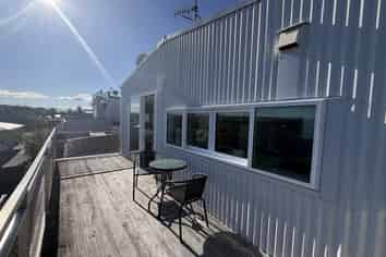 Rear apart/21A Ferguson Street, Westshore