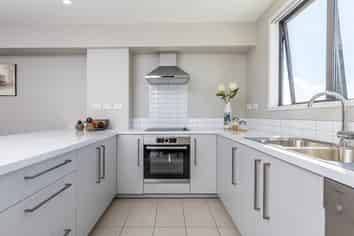 5/1 Glenside Crescent, Eden Terrace