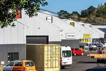 Modern Warehouse & Showroom Opportunity