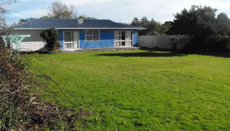 42 Kimberley Grove , Westbrook