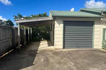 1A Clinton Avenue, Te Atatu Peninsula