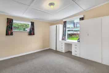 529 Broadway, Strathmore Park