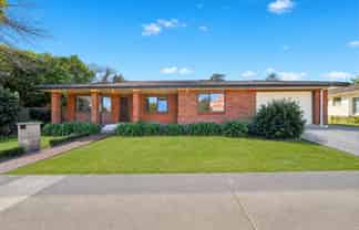 1/59 Youngs Road, Papakura