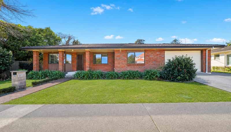 1/59 Youngs Road, Papakura