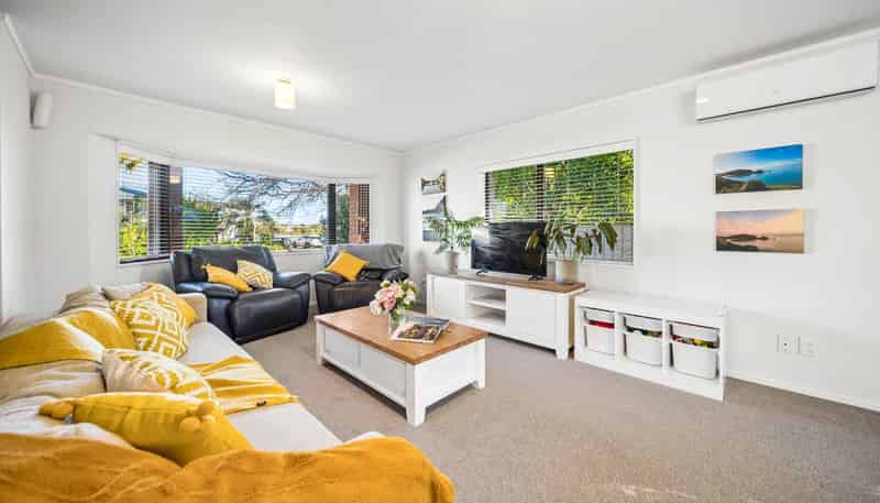1/59 Youngs Road, Papakura