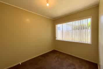 2/44 Muir Avenue, Mangere Bridge