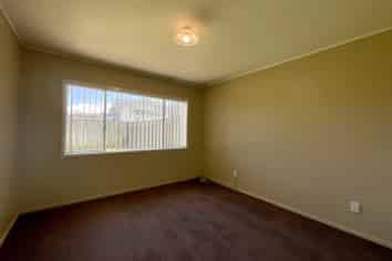2/44 Muir Avenue, Mangere Bridge