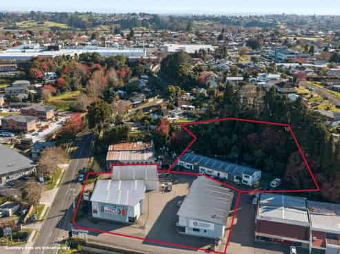 Multi-tenanted commercial investment