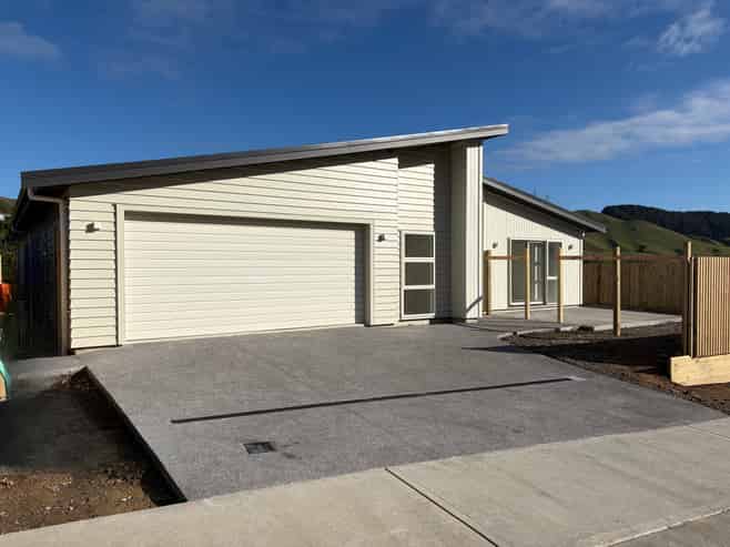 41 Crompton Avenue, Churton Park