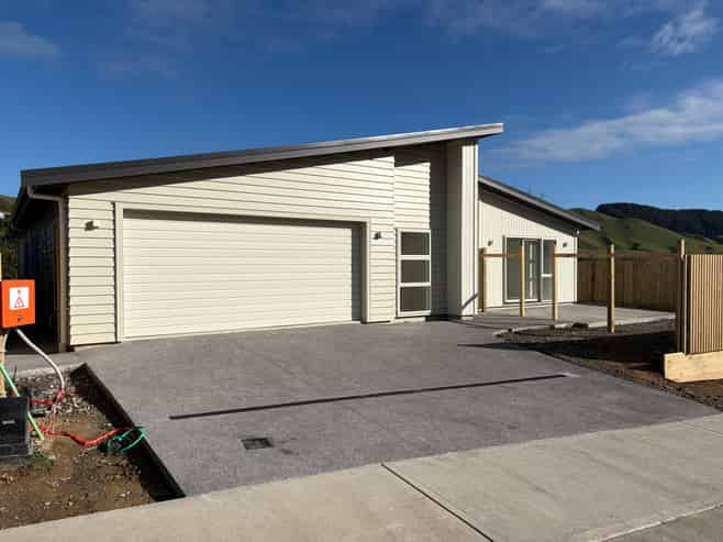 41 Crompton Avenue, Churton Park