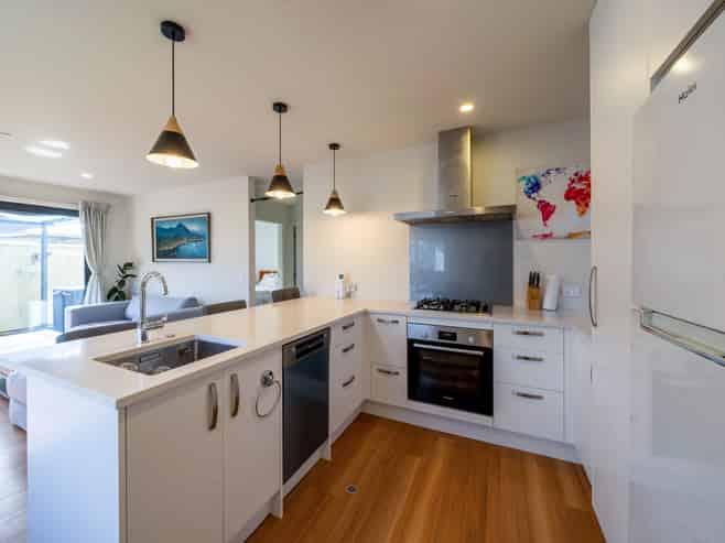 1/6 Exchange Street, Ebdentown